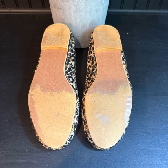 Soles by Paige Leopard Print Needlepoint Ballet Flats with Red Leather Trim 7.5 - Picture 6 of 6